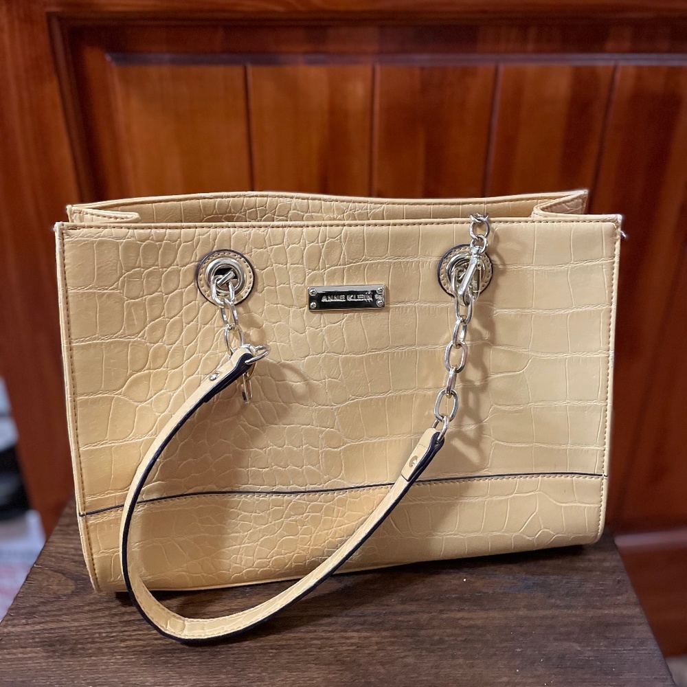 Ann Klein shoulder bag